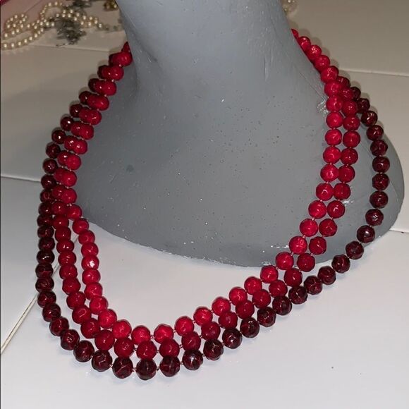 Vtg 60s/70s three layer red plastic bead necklace - Picture 1 of 4